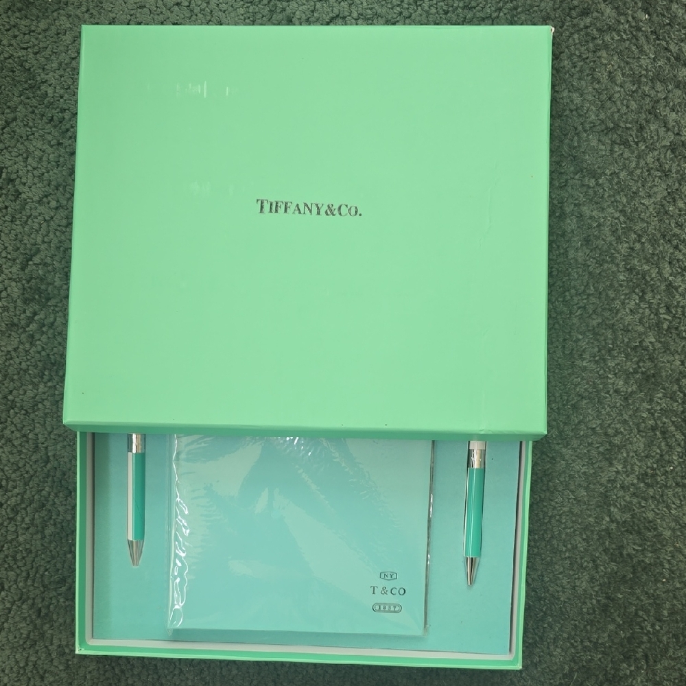 Tiffany Blue Notebook Set with Pens